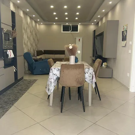 Martone House Apartment *